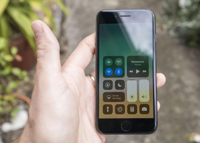 iPhone 8 Recenzia: chytrý telefón, nemý upgrade iphone 8 6