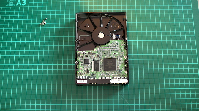 HDD Späť