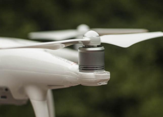 DJI Phantom 4 Recenzia phantom4 rotor2