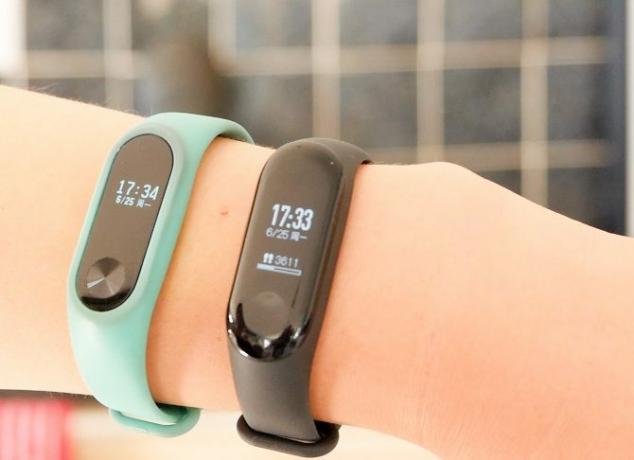 Mi Band 3: Nekupujte si Fitbit, kým ste nevideli Toto porovnanie kapely 3 670x486