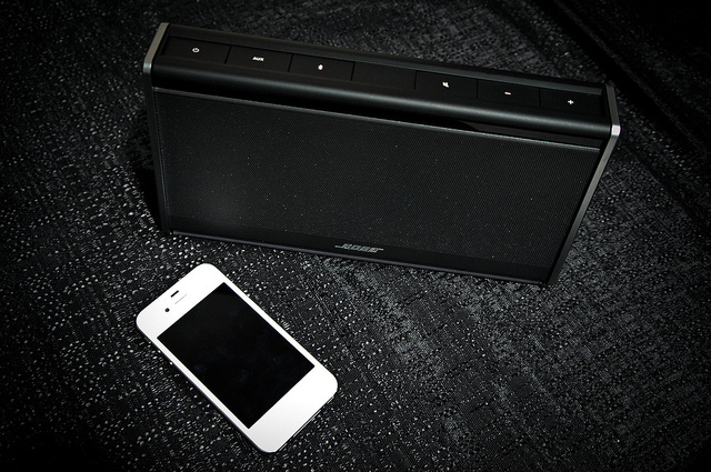 iphone-Bose-SoundLink