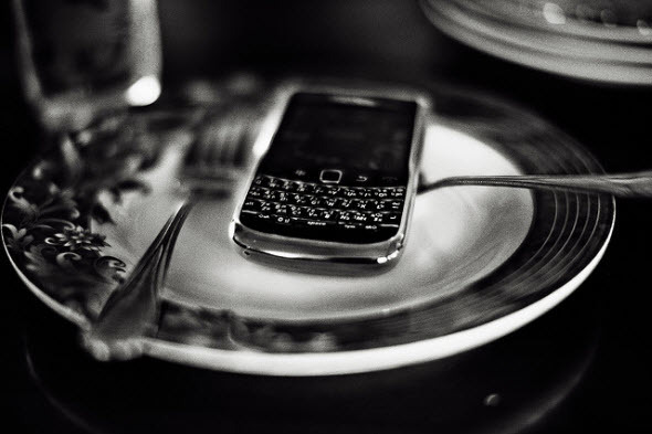 The Demise of Blackberry, lámanie zla za 8 minút, bláznivý kórejský bubeník a získanie pomsty ostružiny