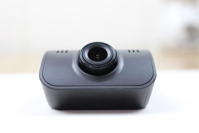 Yi Mini Dashcam: Yi naďalej dominuje rozpočtovému koncu všetkého Yi Mini Dashcam 4