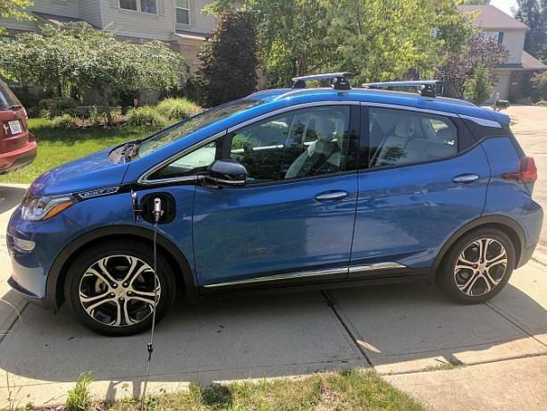 Chevy Bolt EV Hands-On: Elektrické autá zjavne nepatria Anymore Bolt EV8