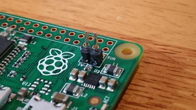 Raspberry Pi Zero s hlavičkou pre domácich majstrov pre kompozitné video