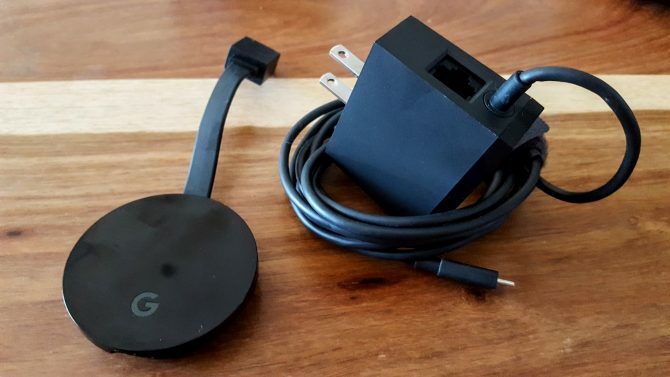 Chromecast-ultra-and-adapter