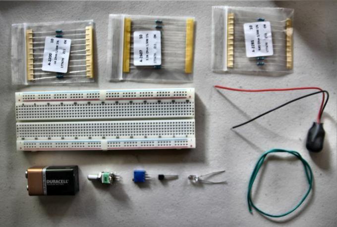 Zapnite sa múdrejším vďaka tomuto DIY tDCS stimulátoru mozgu 01 dielov TDCS