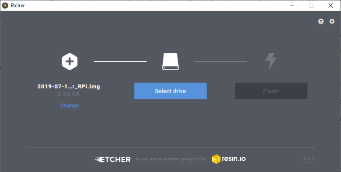 Nainštalujte divadlo Emby na Raspberry Pi s programom Etcher