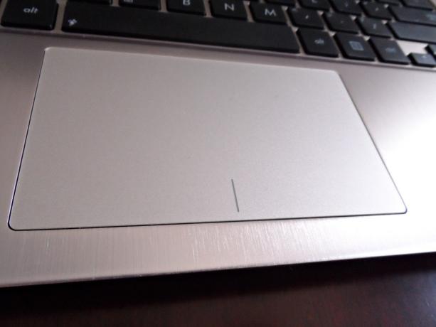 Asus vivobook x202e recenzia