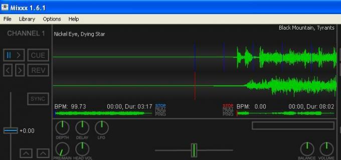 Bezplatne Mixxx Music Mixing Software twotracks2