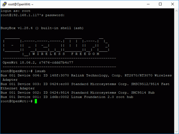 Obrazovka okna terminálu OpenWRT Putty Terminal