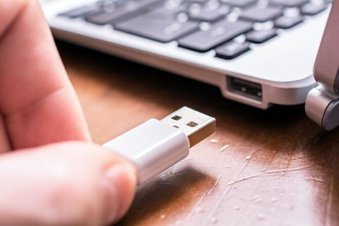 Odpojenie zariadenia USB od počítača