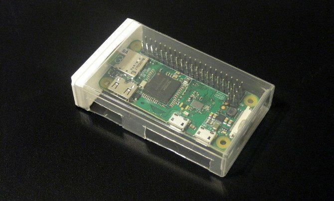 18 Zaujímavé nápady pre domácich majstrov Raspberry Pi tictac Crysknife 007 670 670x404